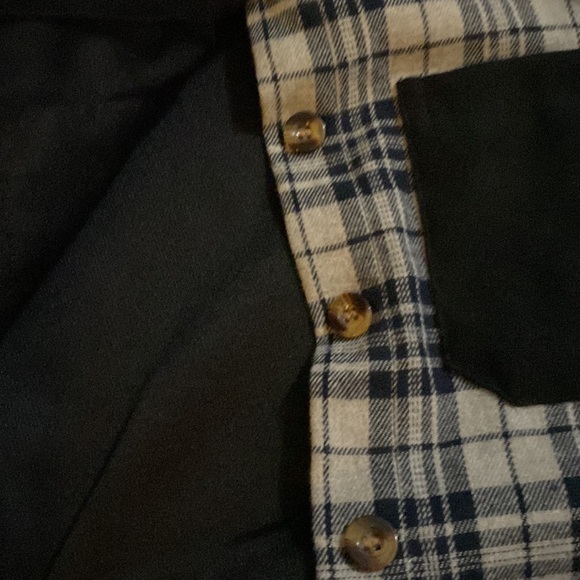 Button down crop top - Picture 3 of 4